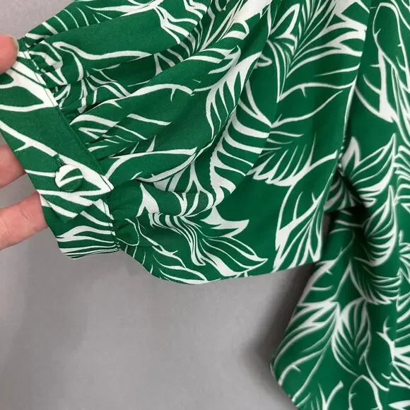 Chicos Tie-Front Green Palm V-Neck Tropical Blouse Green Sz 0 US 4/6 Small - Picture 8 of 11